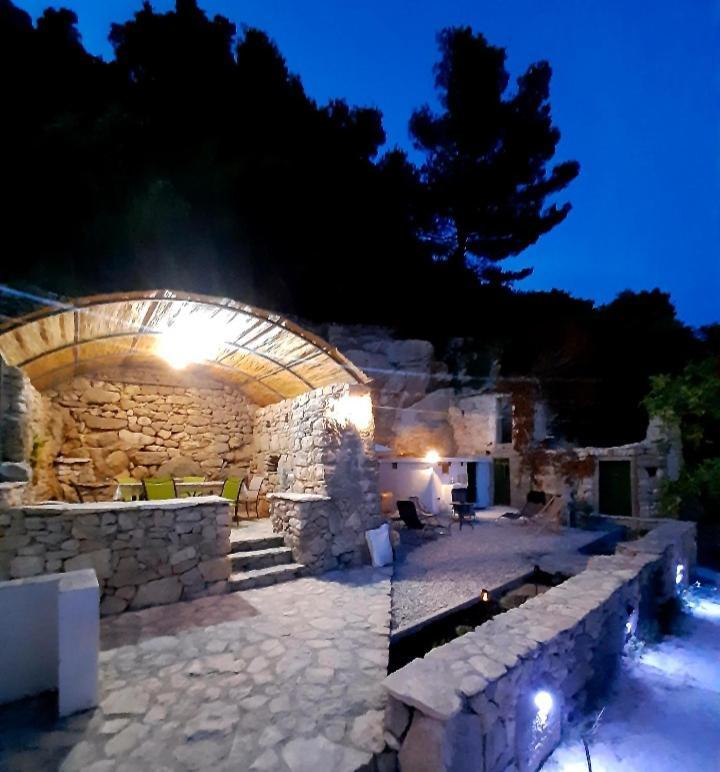 Vila Kuca Za Odmor Leptiric Pisak Exteriér fotografie