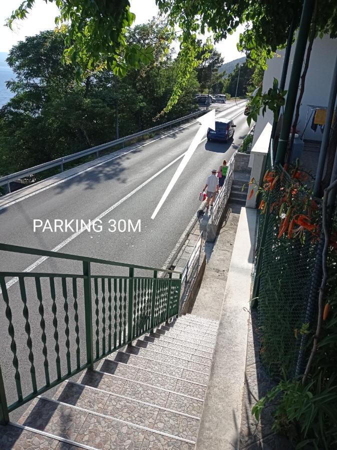 Vila Kuca Za Odmor Leptiric Pisak Exteriér fotografie