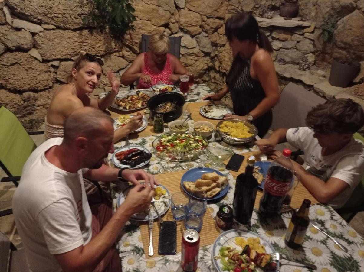 Vila Kuca Za Odmor Leptiric Pisak Exteriér fotografie