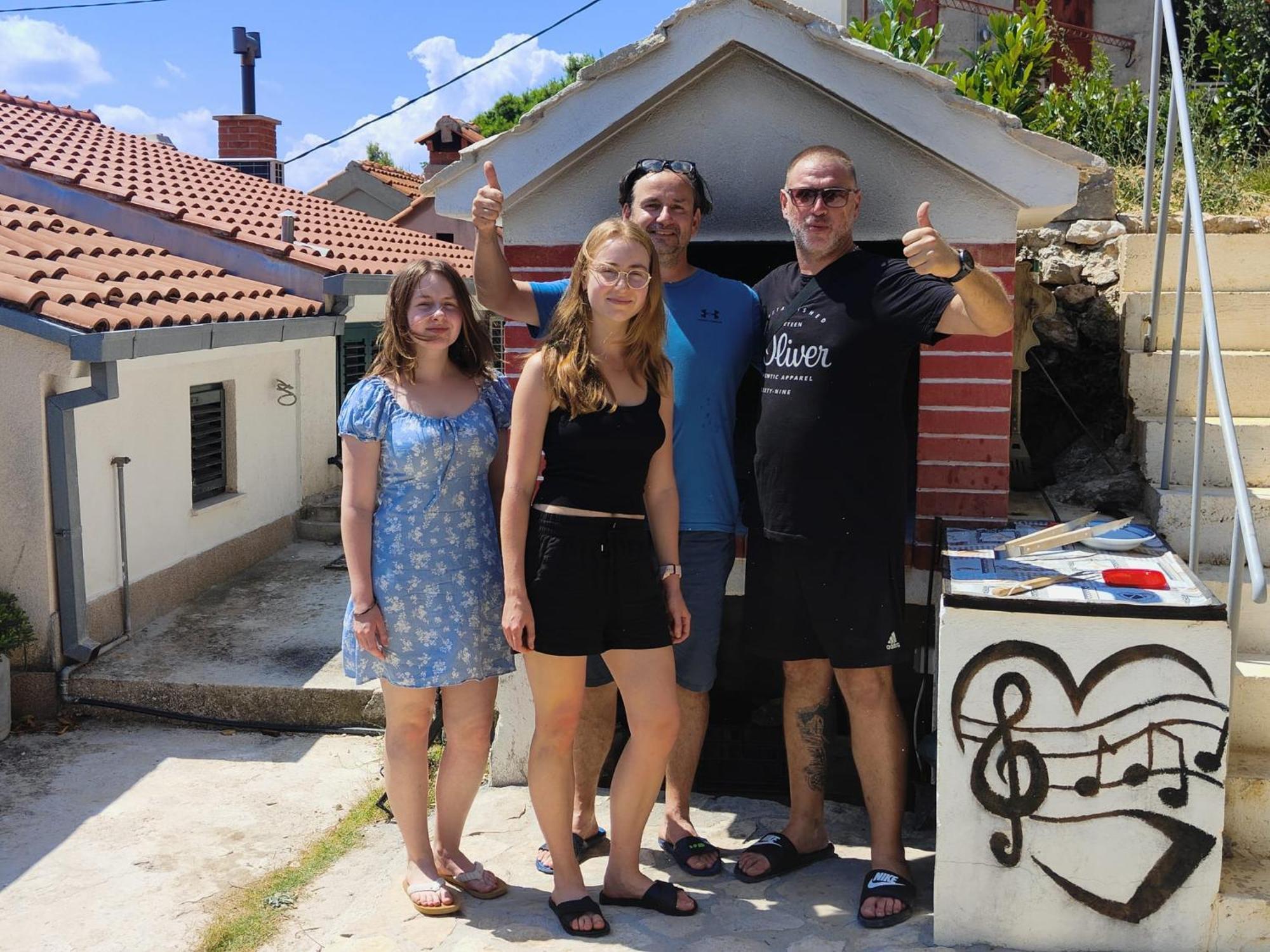 Vila Kuca Za Odmor Leptiric Pisak Exteriér fotografie