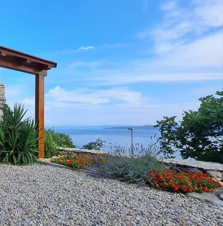 Vila Kuca Za Odmor Leptiric Pisak Exteriér fotografie